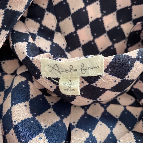 Antilia Femme Short Sleeve Blouse - Picture 2 of 5